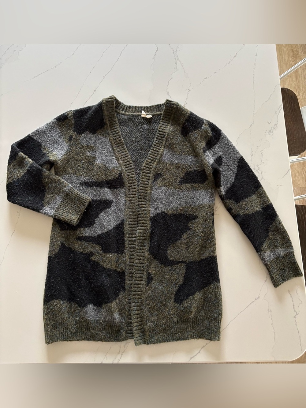 MOTH anthropology camo cardigan size xs
